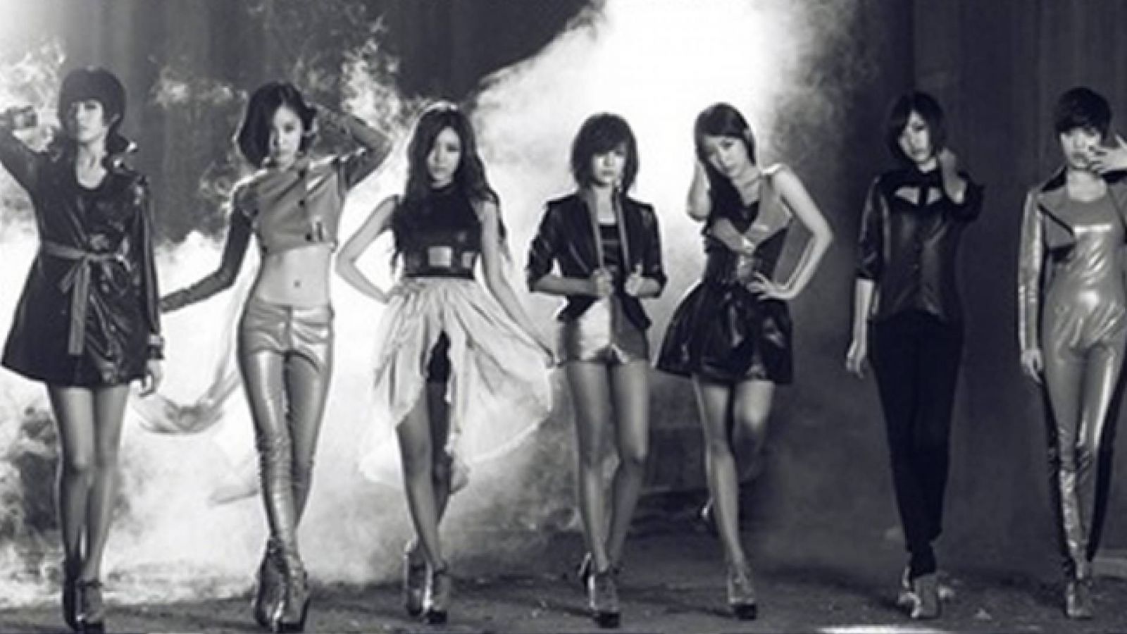 T-ara Music Video "Bingeul Bingeul" © T-ara