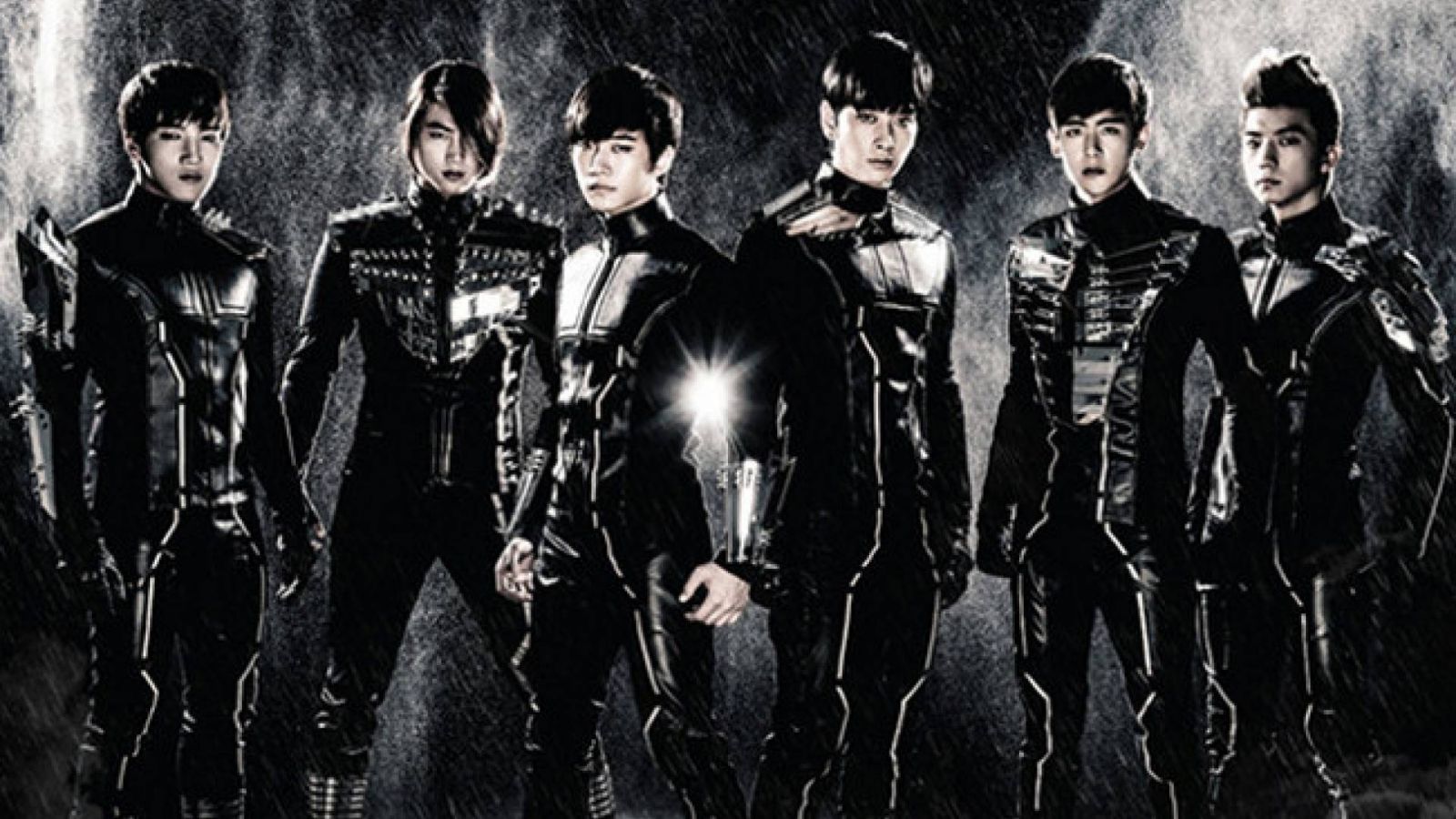 Nouvelle tournée pour 2PM © JYP Entertainment / 2PM