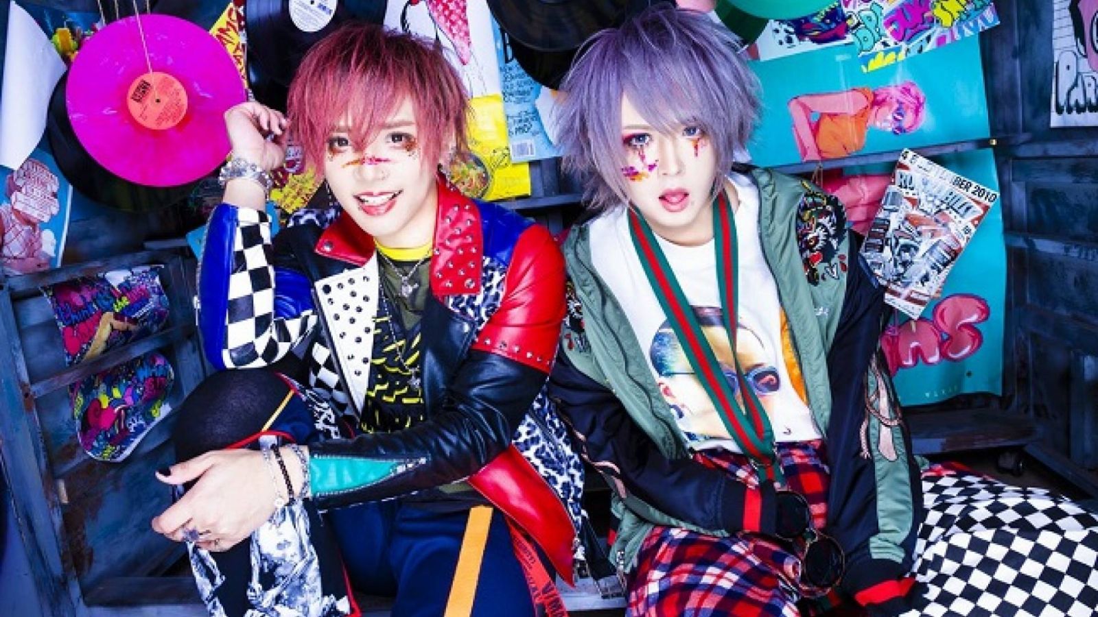 FEST VAINQUEUR and LEZARD Members Form New Visual Kei Duo © 2018 Sirene Co. All rights reserved.